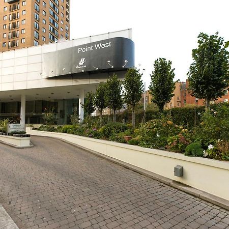 Point West Apartments Londen Buitenkant foto