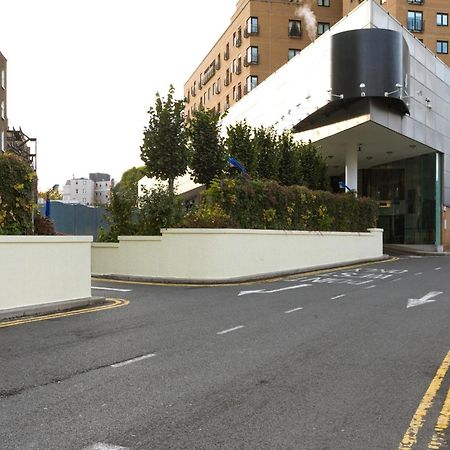 Point West Apartments Londen Buitenkant foto